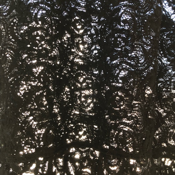 🌸American Eagle Lace Top🌸 - Picture 4 of 4